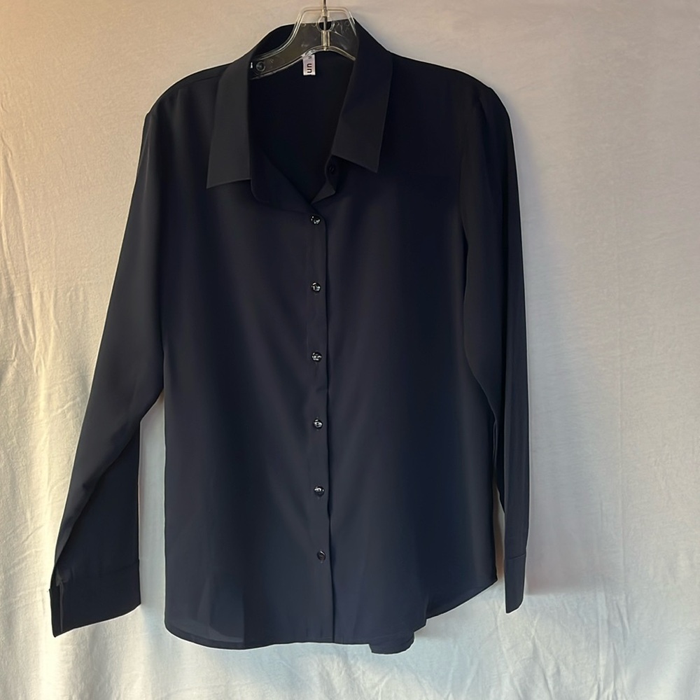 Diosun blouse size M.  Navy blue